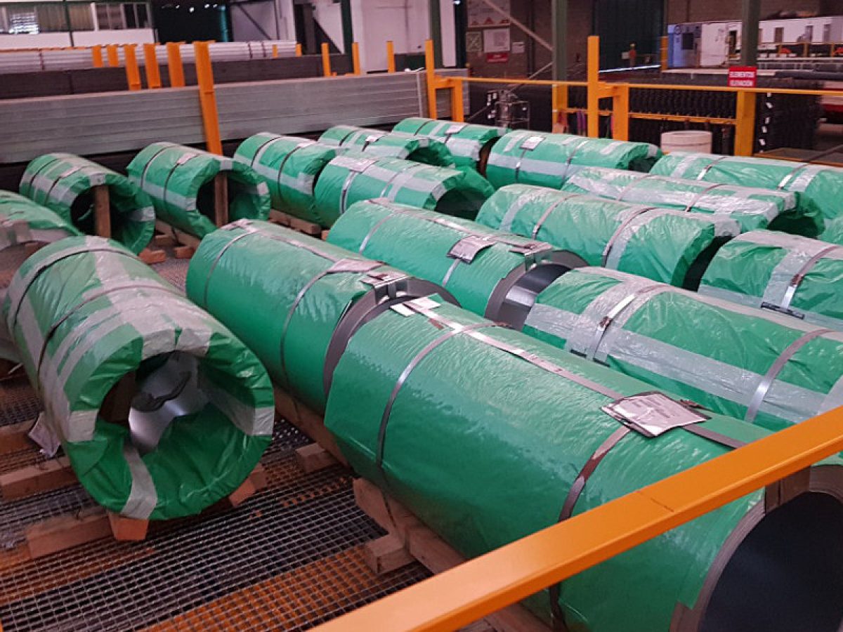 Sistema de almacenamiento de perfiles largos